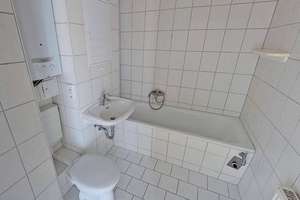 Schöne 3-Zimmer-Wohnung mit EBK, BALKON und Wannenbad – Bernhard-Kellermann-Str. 15, 39120 Leipziger Straße, Magdeburg – Vorschaubild 12