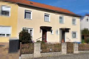 Charmantes Reihenmittelhaus mit Garten, 2 Garagen und Wintergarten in ruhiger Lage von Braunsbedra – Thomas-Müntzer-Straße 29, 6242 Braunsbedra – Vorschaubild 3