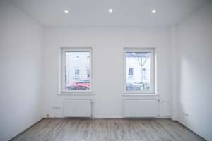 Renovierte DHH, ca. 71 m² mit Garten, Terrasse und 2 Stellplätzen in Duisburg - Alt - Homberg – Die vollständige Adresse der Immobilie erhältst du vom Anbieter., 47198 Alt-Homberg, Duisburg – Vorschaubild 3