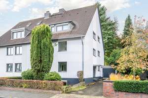 Hochwertig saniertes Dreiparteienhaus mit großen Garten in schöner Lage von Kierberg. – Die vollständige Adresse der Immobilie erhältst du vom Anbieter., 50321 Brühl – Vorschaubild 7