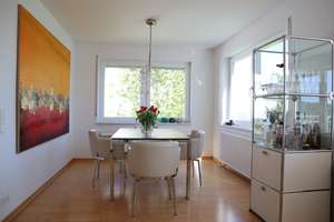 Lichtdurchflutete 3-Zimmer-Wohnung mit Blick auf die Stadt – Die vollständige Adresse der Immobilie erhältst du vom Anbieter., 70192 Killesberg, Stuttgart – Vorschaubild 4