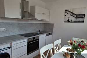 Reserviert: Frisch renovierte, helle 2 ZKB sucht 2er-WG – Mannheim – Vorschaubild 2