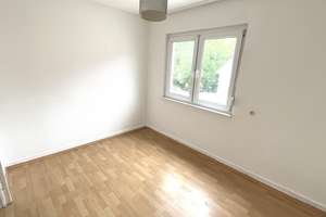 Helle 2-Zimmer-Wohnung in Stuttgart-Zuffenhausen – Die vollständige Adresse der Immobilie erhältst du vom Anbieter., 70435 Zuffenhausen-Mitte, Stuttgart – Vorschaubild 6