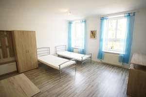 +++ Monteurwohnung mit Einbauküche und PKW-Stellplatz in 09113 Chemnitz +++ – Fritz-Matschke-Str. 22, 9113 Schloßchemnitz, Chemnitz – Vorschaubild 3