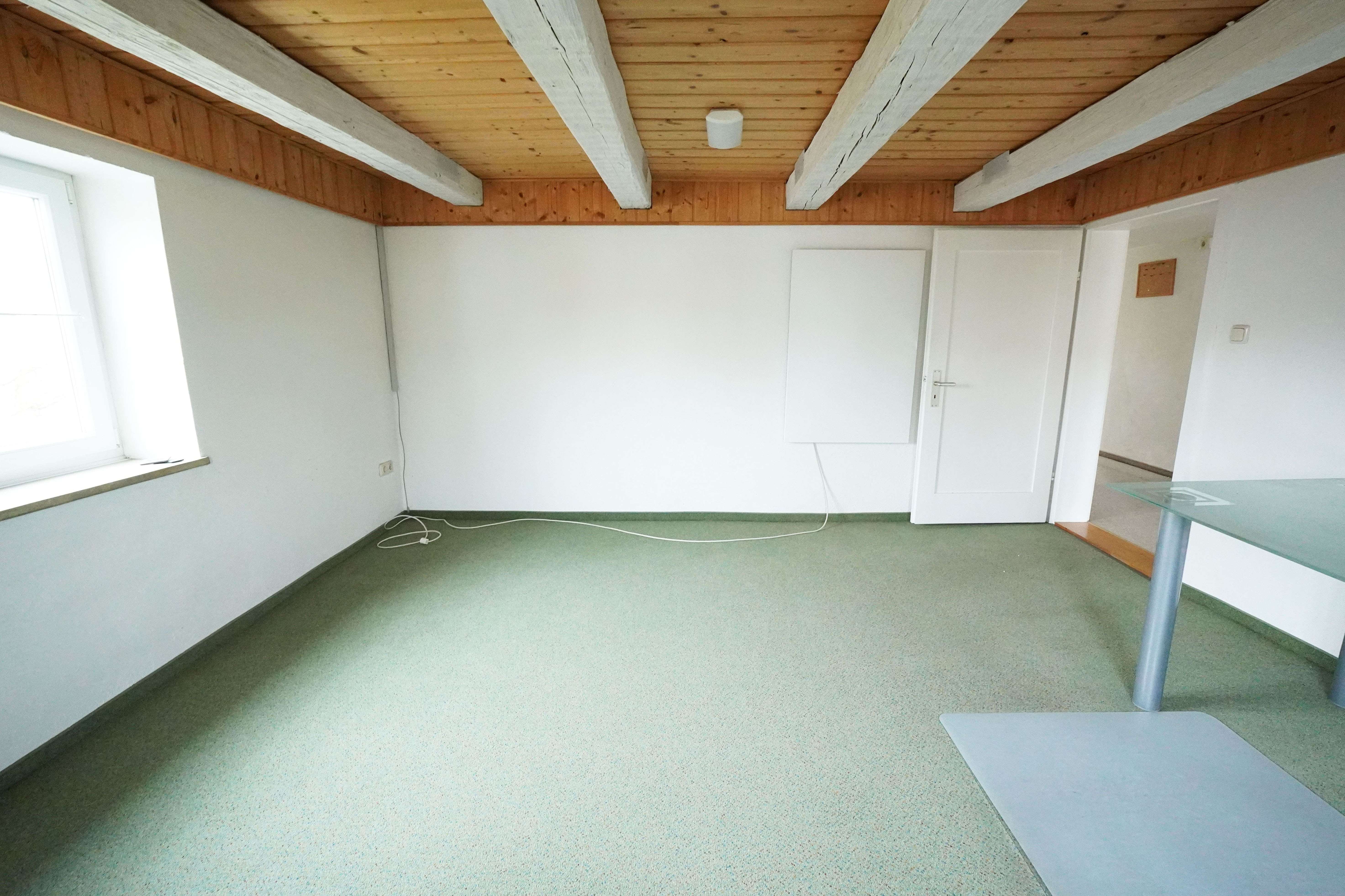 Immobilie in Penzing - Großes Bauernhaus mit Charme, Südbalkon und vielseitiger Nutzung in exzellenter Lage - Bild 6