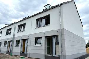 Kompakt trifft Komfort: Reihenmittelhaus mit 129 m² Wohnfläche - noch dieses Jahr einziehen – Hoher Weg 0, 47137 Mittelmeiderich, Duisburg – Vorschaubild 2