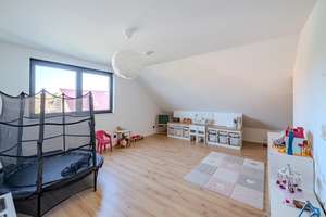 Exklusives energieeffizientes EFH mit PV-Anlage und Einliegerwohnung! – Die vollständige Adresse der Immobilie erhältst du vom Anbieter., 33104 Schloß Neuhaus, Paderborn – Vorschaubild 15