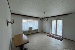 Schönes Dreifamilienhaus auf großzügigem Süd-/West-Grundstück mit zusätzlichem Baurecht – Die vollständige Adresse der Immobilie erhältst du vom Anbieter., 82256 Fürstenfeldbruck – Vorschaubild 3