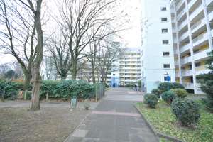 3 Zimmer Wohnung mit Aufzug und Balkon