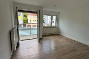 Helle 3-Zimmer-Wohnung mit Balkon in Stuttgart-Ost – Die vollständige Adresse der Immobilie erhältst du vom Anbieter., 70186 Gaisburg, Stuttgart – Vorschaubild 1