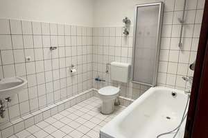 Renovierte 3-Zimmer-Wohnung mit Balkon und TG-Stellplatz – Paßstraße 3, 47198 Alt-Homberg, Duisburg – Vorschaubild 10