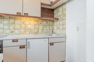 Kauf gegen Gebot / renovierungsbedürftiges Apartment im 9. OG mit Weitblick – Die vollständige Adresse der Immobilie erhältst du vom Anbieter., 80687 Friedenheim, München – Vorschaubild 8