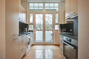MÖBLIERT - NICE LIVING - Charmante Altbauwohnung mit Balkon – Die vollständige Adresse der Immobilie erhältst du vom Anbieter., 70180 Lehen, Stuttgart – Vorschaubild 9