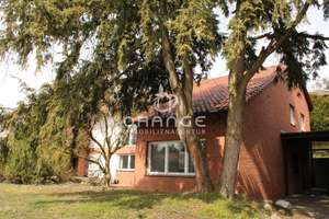 ***Filet-Grundstück in Toplage. Rückersdorf - Ludwigshöhe. Inkl. 60er-Architektenhaus *** – Die vollständige Adresse der Immobilie erhältst du vom Anbieter., 90607 Rückersdorf – Vorschaubild 1