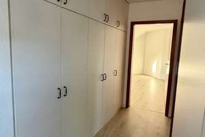 3-Zimmer DG Wohnung mit modernisierter Küche, Balkon & PV Anlage – Erlenfeld 20, 91056 Alterlangen, Erlangen – Vorschaubild 13