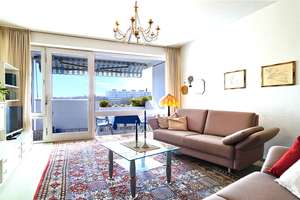 Sofort frei: Großzügige, helle 4-Zimmer-Wohnung nahe dem Westpark mit großem Balkon und Alpenblick