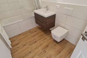 +4 Zimmer Familienwohnung-Wohnungsvideo anschauen! Parkett-Einbauküche+ – Die vollständige Adresse der Immobilie erhältst du vom Anbieter., 1219 Strehlen, Dresden – Vorschaubild 9