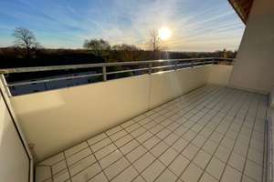 *Erstbezug nach Sanierung*Balkon*Tageslichtbad*