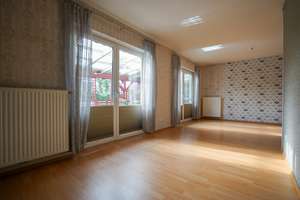 * 6 Schlafzimmer * Gasheizung von 2023 * großer Innenhof * großes Grundstück * überdachte Terrasse – Die vollständige Adresse der Immobilie erhältst du vom Anbieter., 26683 Saterland – Vorschaubild 5