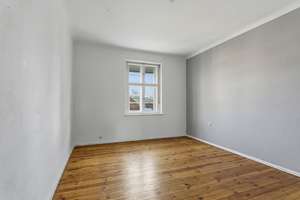 **Verwirklichen Sie Ihre Wohnideen – Altbau in begehrter Lage** – Die vollständige Adresse der Immobilie erhältst du vom Anbieter., 12203 Lichterfelde, Berlin – Vorschaubild 8