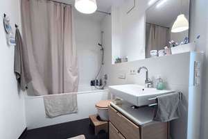 Moderne 2-Zi.-Wohnung mit Balkon, Tiefgaragenstellplatz & Keller in begehrter Maxvorstadt – 80335 Sankt Benno, München – Vorschaubild 9