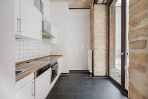 Ruhiges Hinterhof‑Loft in Bestlage: Helle EG‑Wohnung mit Terrasse & TG‑Stellplatz im Prenzlauer Berg – Die vollständige Adresse der Immobilie erhältst du vom Anbieter., 10405 Prenzlauer Berg, Berlin – Vorschaubild 7