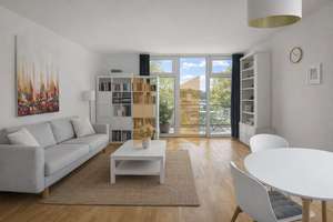 Moderne 2-Zimmer-Wohnung in erster Wasserreihe mit Balkon und direktem Seeblick am Tiefen See – Die vollständige Adresse der Immobilie erhältst du vom Anbieter., 14467 Berliner Vorstadt, Potsdam – Vorschaubild 2