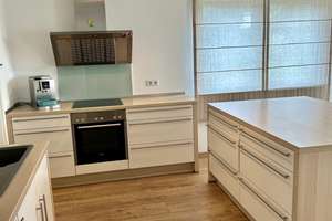 Großzügiges Haus in  Haus mit Terrasse und Garten in Leverkusen-Bergisch Neukirchen/ Pattscheid – Die vollständige Adresse der Immobilie erhältst du vom Anbieter., 51381 Bergisch Neukirchen, Leverkusen – Vorschaubild 3