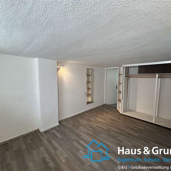*** charmante 2-Zimmer-Wohnung - Burtscheid - mit Garten und Garage ***