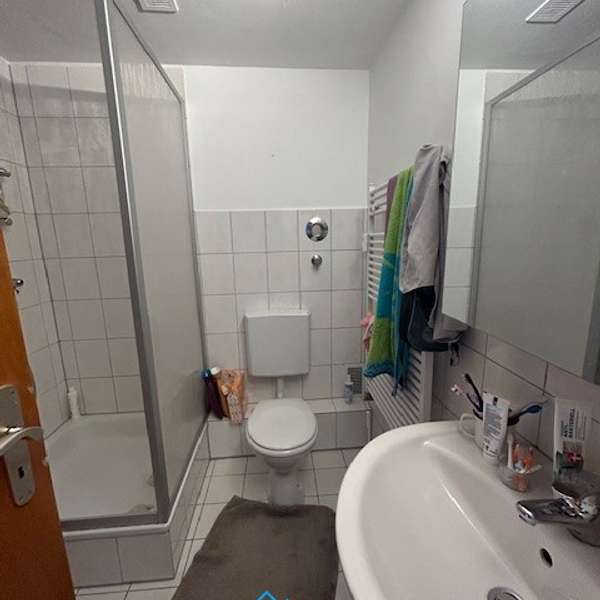 *** Attraktives u. solides Mehrfamilienhaus - mit Garagen - Aachener Innenstadt ***