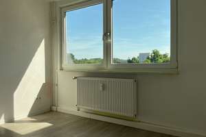 Auf gute Nachbarschaft: praktische 3-Zimmer-Wohnung mit Balkon! – Philosophenweg 39, 45279 Freisenbruch, Essen – Vorschaubild 6