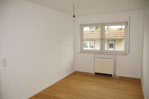 Helle 4 ZKB mit 2 Balkonen und TG-Stellplatz – Ringstraße 73, 75045 Walzbachtal – Vorschaubild 11