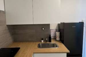 Alltagstaugliche 2-Zimmer-Wohnung mit Balkon in Düsseldorf-Bilk – Auf'm Hennekamp 16, 40225 Bilk, Düsseldorf – Vorschaubild 3