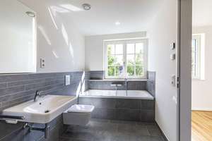 Für Eigennutzer & Kapitalanleger: Town House in den Bleichert Werken | moderner Standard