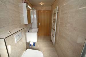 Zweifamilienhaus mit großzügigem Grundstück und Entwicklungspotential in Frankfurt-Harheim – 60437 Harheim, Frankfurt am Main – Vorschaubild 13