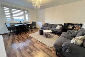 Tolle Fernsicht! Neuselsbrunn!  Renovierte 3-Zimmer-ETW mit Südloggia + Stellplatz! – Nürnberg – Vorschaubild 5