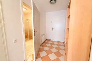 4,45 % Rendite I Betreutes Wohnen am Südplatz I 2-Raumwohnung I sonnige Loggia I Aufzug I Keller – Die vollständige Adresse der Immobilie erhältst du vom Anbieter., 4275 Südvorstadt, Leipzig – Vorschaubild 4