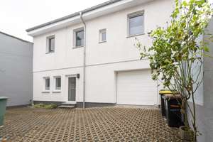 3 Wohneinheiten - 2 Gebäude: Wohnkomplex in Innenstadtnähe – Die vollständige Adresse der Immobilie erhältst du vom Anbieter., 24837 Schleswig – Vorschaubild 4