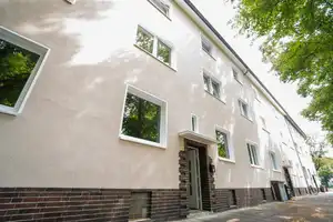 **Sanierte, exklusive 3-Zimmer-Wohnung mit Einbauküche und Balkon** – Fenskestraße 20, 30165 Hannover – Vorschaubild 13