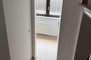 Erdgeschoss-Wohnung mit Souterrain und Garten in München Harthof  – Hasenbergelstraße 24, 80935 Lerchenau-Ost, München – Vorschaubild 12