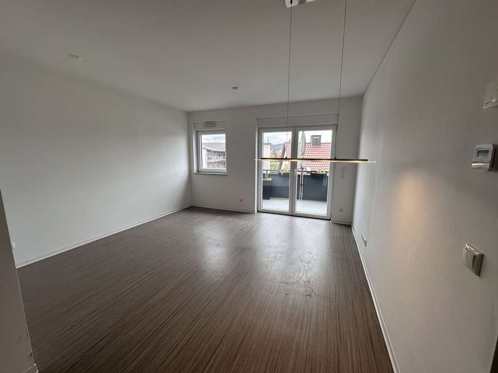 Immobilie in Klingenberg am Main - Neuwertige 2-Zimmer-Wohnung mit Balkon und Aufzug für Selbstnutzer oder Kapitalanleger - Bild 3