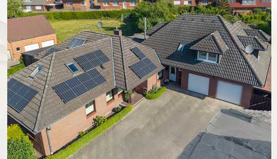 Bild von Großzügiger Bungalow mit Einliegerwohnung und moderner Technik