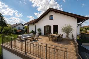 Offenes Wohnen: Loft mit Balkon in Lauben