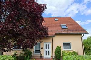 Großzügiges Einfamilienhaus in zentraler und ruhiger Lage – Die vollständige Adresse der Immobilie erhältst du vom Anbieter., 14612 Falkensee – Vorschaubild 3