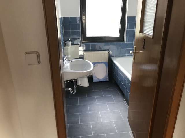 Immobilie in Reinhardshagen - Attraktives Zweifamilienhaus in Reinhardshagen - Frei nach Absprache - Bild 13