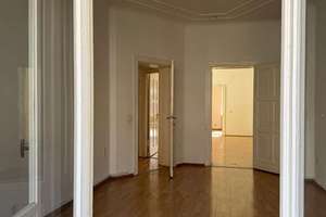 Bezugsfreie, großzügige 3-Zimmer-Altbauwohnung mit Balkon in grüner, ruhiger Lage in Reinickendorf! – Amendestraße 29, 13409 Reinickendorf (Ortsteil), Berlin – Vorschaubild 9