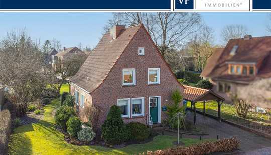 Bild von Charmantes Einfamilienhaus auf herrlichem Grundstück in zentraler Lage