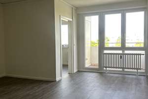 Ihr neues Zuhause: interessante 1-Zimmer-Single-Wohnung – Göteborgring 79, 24109 Mettenhof, Kiel – Vorschaubild 3