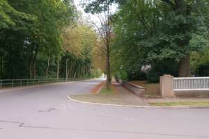 Wohnen mit Komfort: Balkon, Wannenbad und funktionale Aufteilung – Stollberger Straße 75a, 9119 Kapellenberg, Chemnitz – Vorschaubild 2