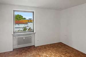 Schöne 4-Zimmerwohnung im Inneren Westen von Regensburg – Die vollständige Adresse der Immobilie erhältst du vom Anbieter., 93049 Westenviertel, Regensburg – Vorschaubild 8